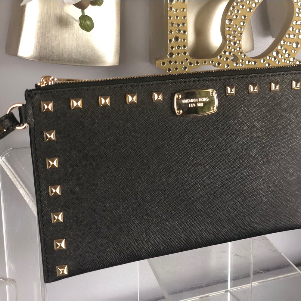 Michael Kors Jet Set Large Zip Clutch Wristlet - Picture 3 of 8